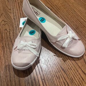 NWT Keds Pink Canvas Slip-On Shoes - size 8